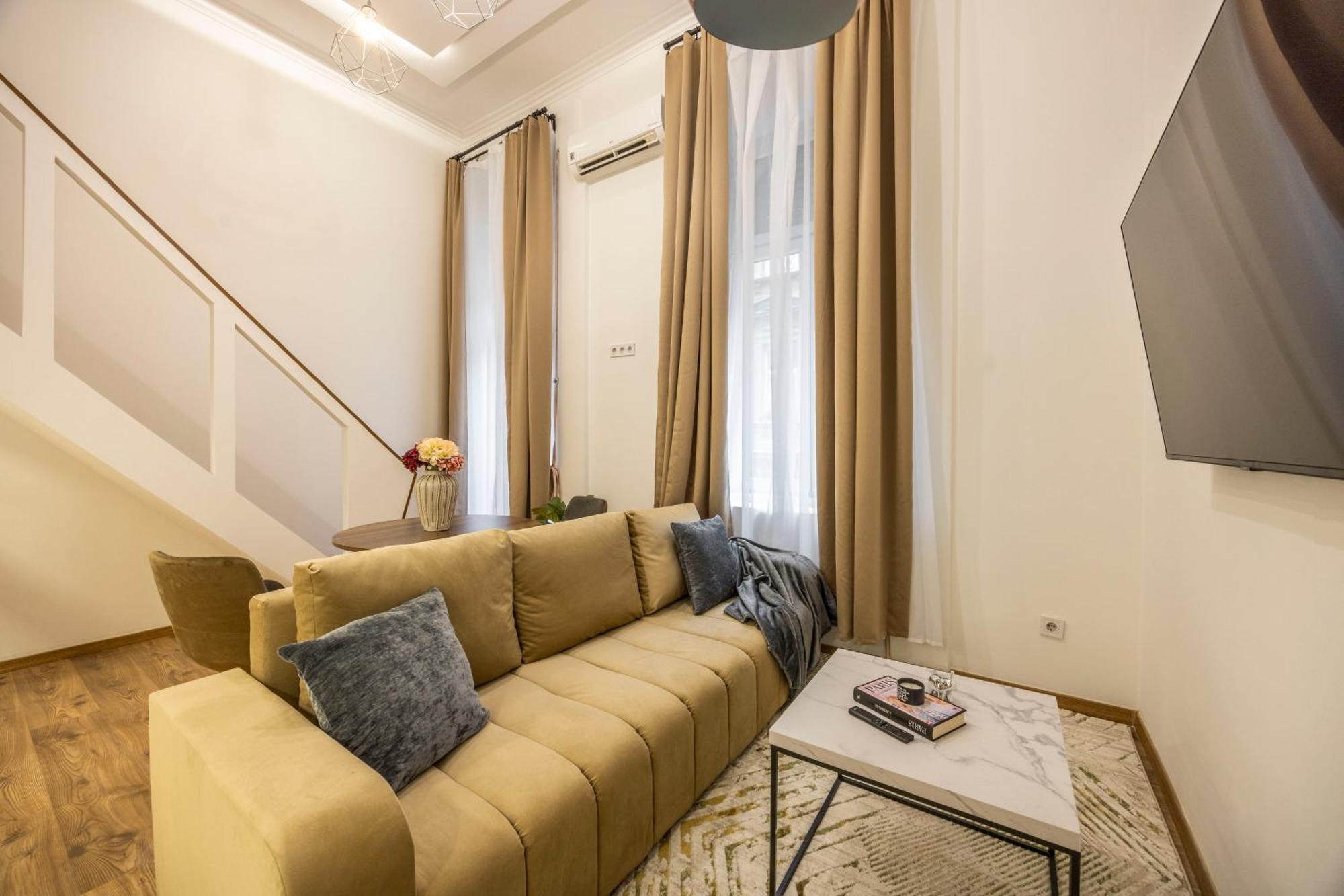 Charming Grand Residence In The Heart Of Budapest Ngoại thất bức ảnh